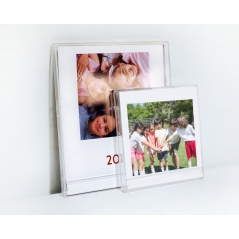 Calendario personalizado sobremesa en caja de CD